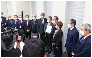 北陸新幹線 大阪までの早期全線整備を